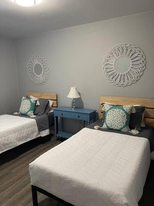 The Bernice - 2 Bedroom Apt In Quilt Town, Usa Hamilton Zewnętrze zdjęcie